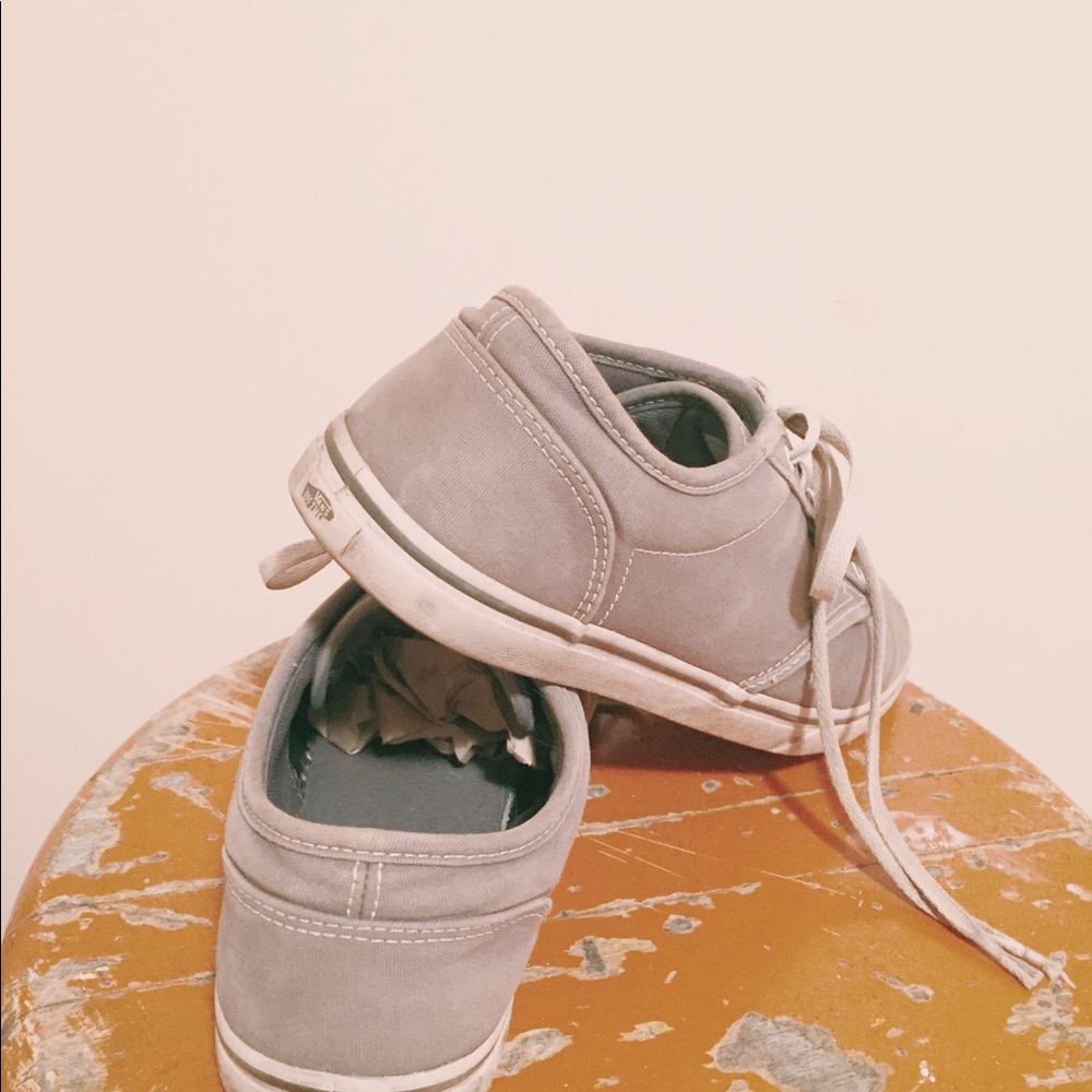 Classic canvas gray era vans in great shape !!!